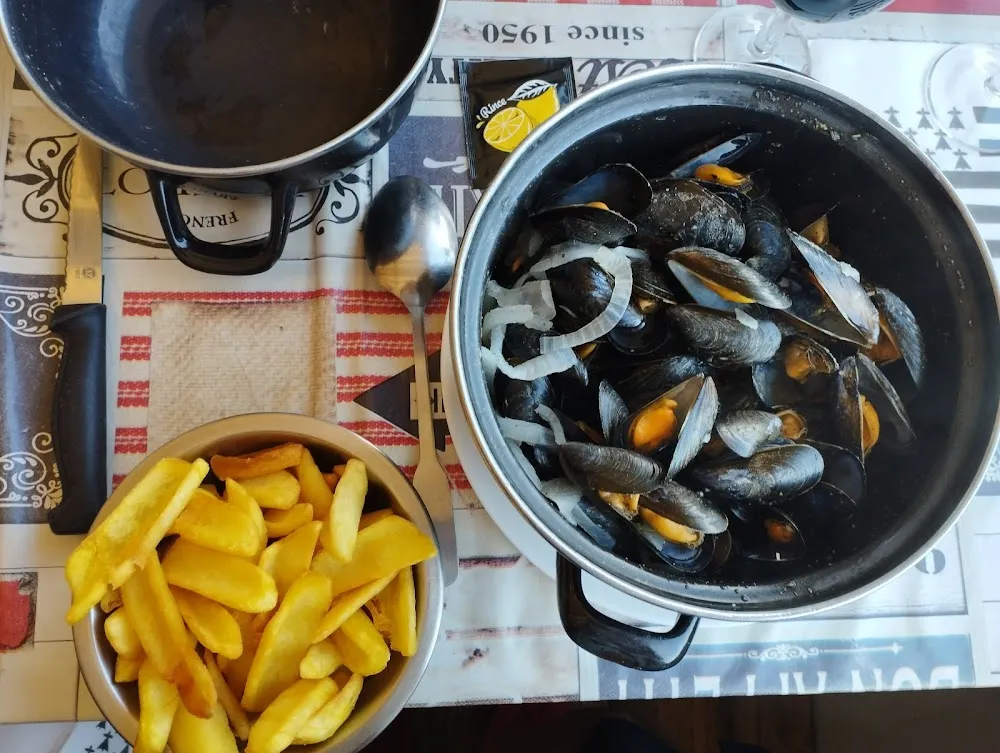 Moules Marinière Frites
